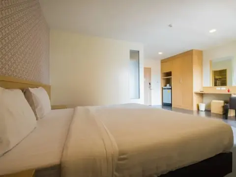 Innara Hotel - Photo 4