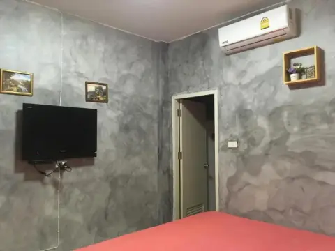Innkhun House URT Suratthani Airport - Photo 3