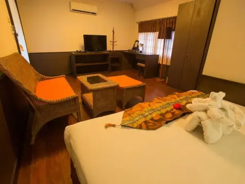 Inrawadee Resort - Photo 2