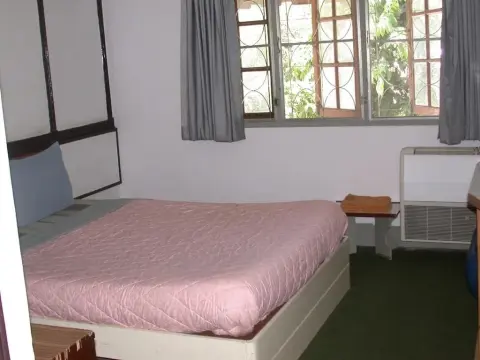 Inthanin Hotel - Photo 2
