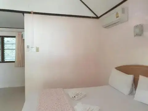 Island Spa Resort - Photo 3