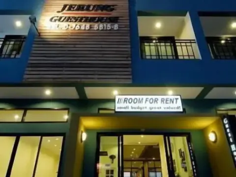 Jerung Hotel - Photo 1