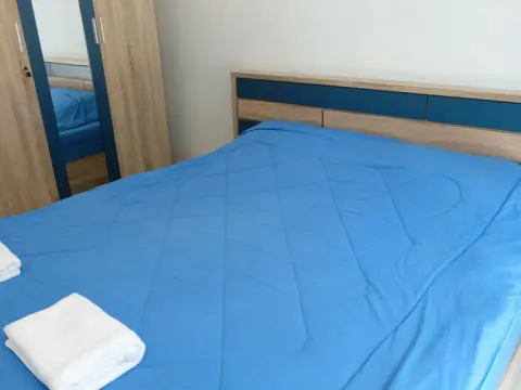 JoAn House - Photo 3