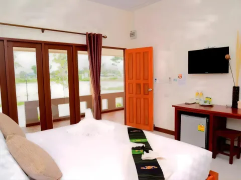 Juntima Boutique Hotel - Photo 4