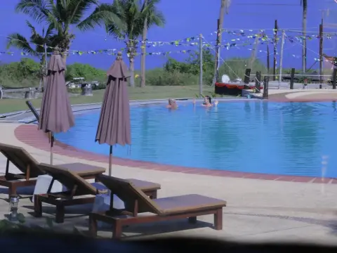 Kaengkrachan Boathouse Paradise Resort - Photo 4