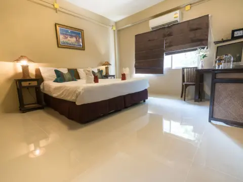 Kamala's Guesthouse - Photo 2