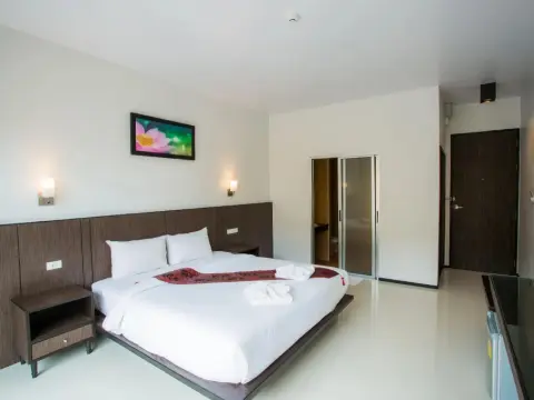 Kanokan Hotel - Photo 4