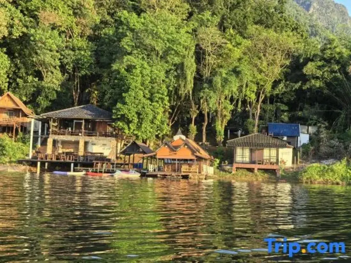Kawarin Saiyai Cottage and Lake