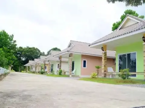 Khao Baisi View Resort (เขาบายศรี วิว รีสอร์ท) - Photo 2