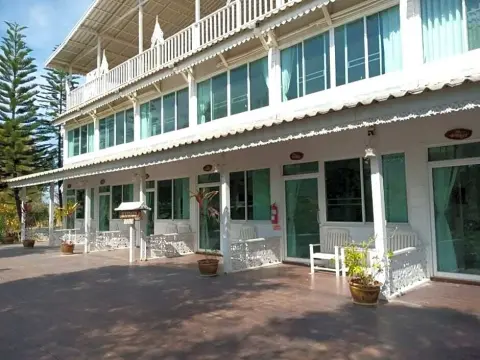 Khaokor Whitehome Resort - Photo 4