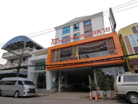 Klang Muang at Nongkhai Hotel - Photo 1