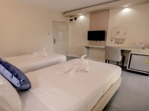 Klang Muang at Nongkhai Hotel - Photo 4