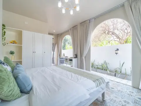 KW by Trava Boutique Hotel - Photo 2