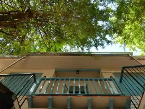 La Moon Hostel - Photo 1