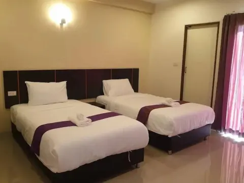 La Viva Hotel - Photo 4