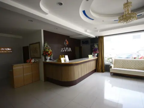 La Viva Hotel - Photo 2