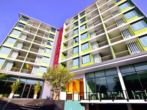 Lakkhana Poolside Resort - Photo 1