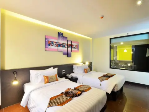 Lakkhana Poolside Resort - Photo 3