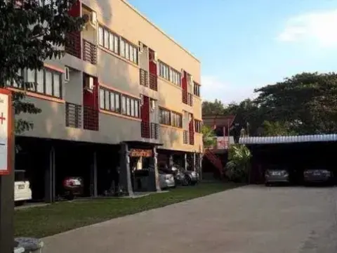 Lancome Plus Hotel - Foto 1