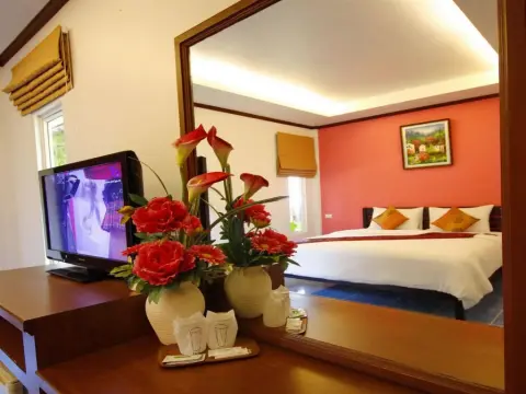 Lanta Pavilion Resort - Photo 2