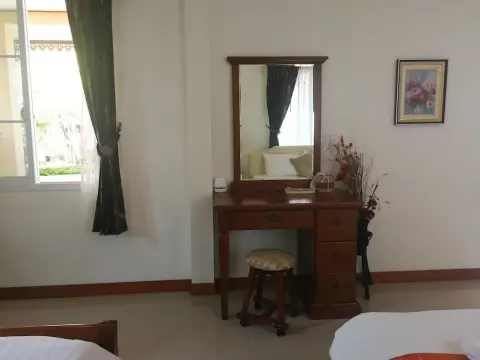 Lay de Bua Resort - Photo 3