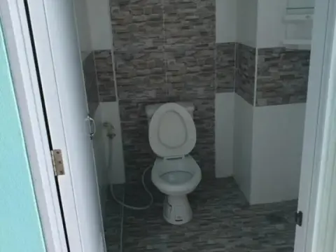 Lert Sri Hotel - Photo 4