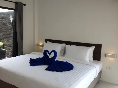 Limelight Village - Photo 3