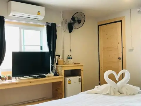 Lipe Garden Beach Resort - Photo 2