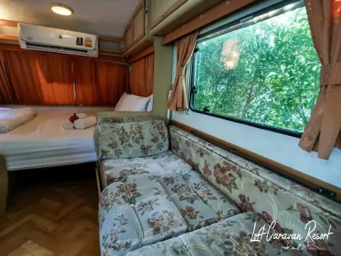 Loft Caravan Resort - Photo 1