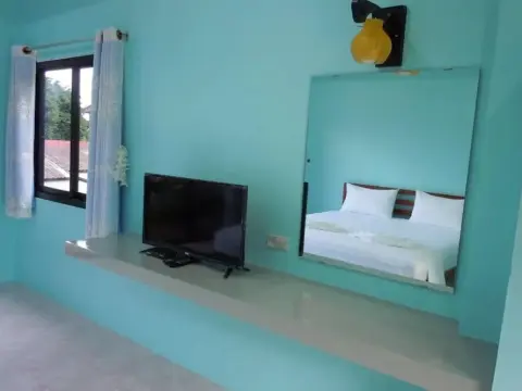 Long House - Photo 3