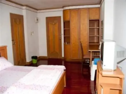 Lotus Condo Downtown - Photo 2