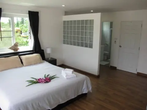 Lucky 13 Guesthouse - фото 2