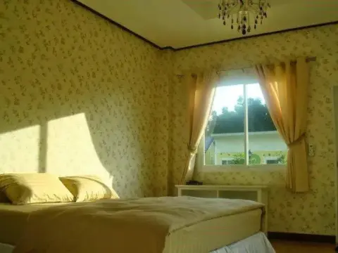 Luckydee House - Photo 1