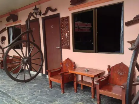 Ma Maison Hotel - Photo 1