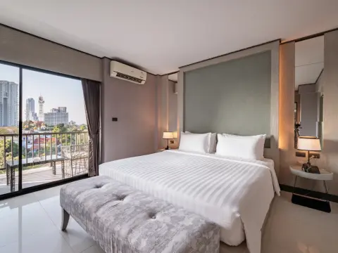 Manhattan Pattaya Hotel - Photo 4