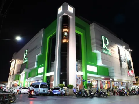 Meroom Hotel - Photo 1