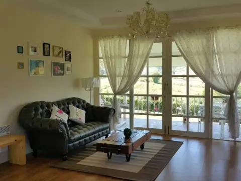 Misty English Cottage - Photo 1