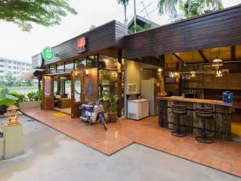 MyHouse Riverside & Pool Villa Near Old Town - Photo 3