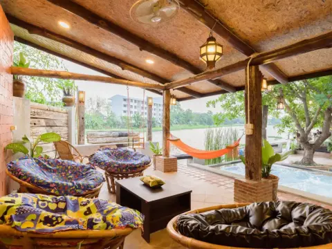 MyHouse Riverside & Pool Villa Near Old Town - Photo 4