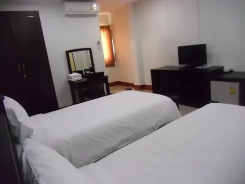 Na Chaidej Hotel - Photo 4