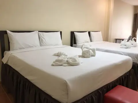 Nakhonchanthani Hotel - Photo 3