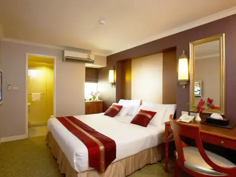 Nasa Bangkok Hotel - Photo 2