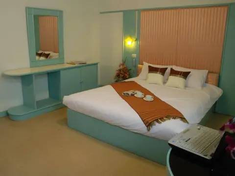 New Mitrapap Hotel - Photo 4