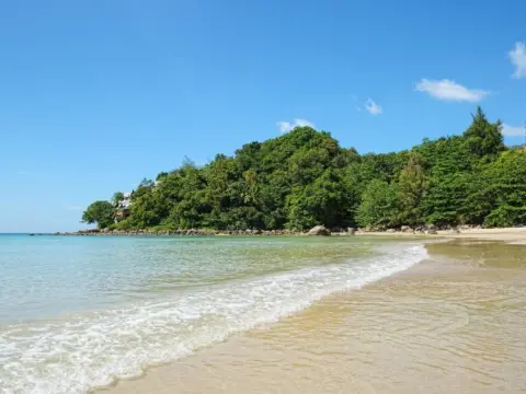 New Tum Bungalow 1 - Photo 2