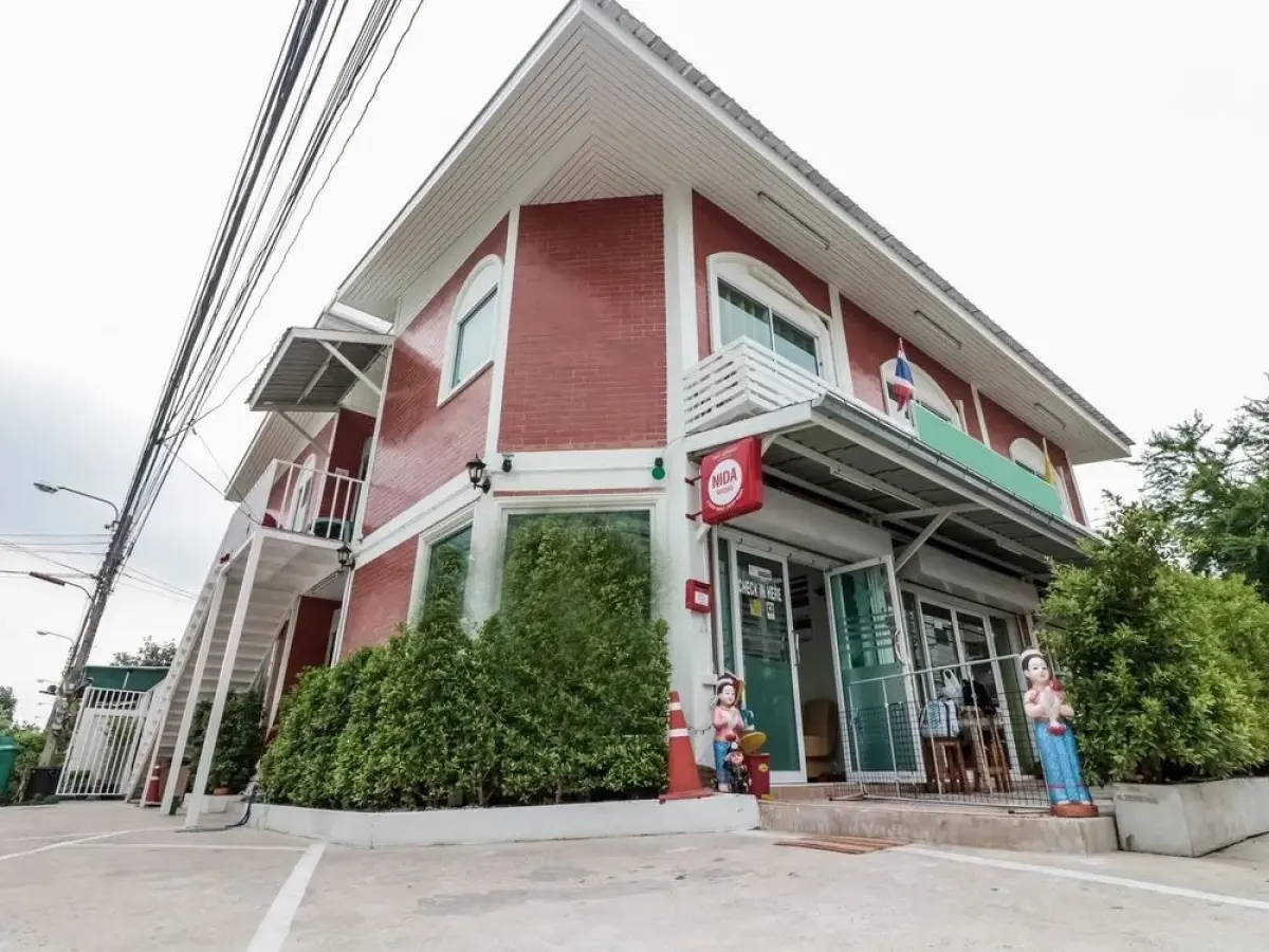 Nida Rooms Chang Akat Uthit 8Alley Place