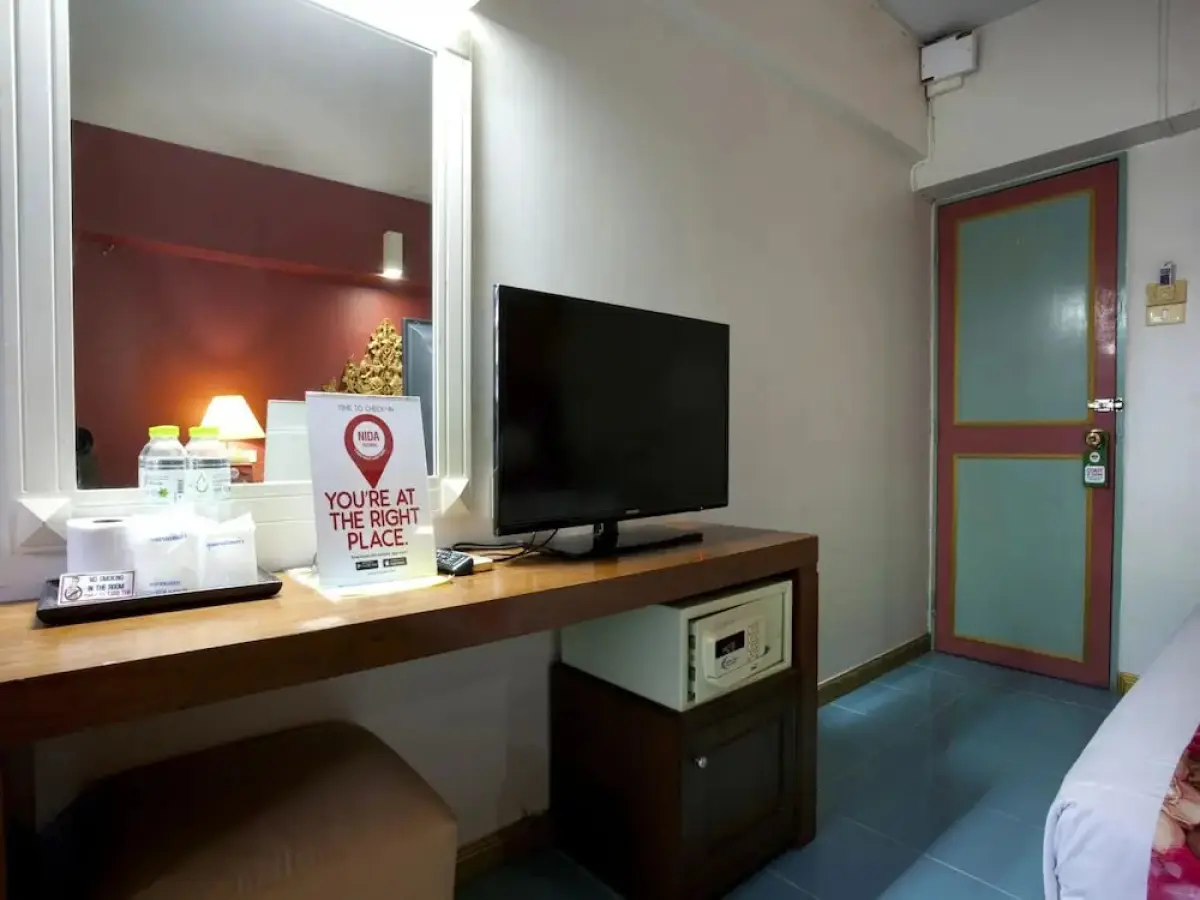 NIDA Rooms Grand Khaosan Soi 8