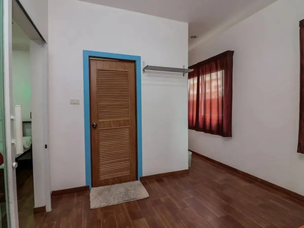 Nida Rooms Isarapab 260 Chic Town(นิด้ารูม อิสระภาพ 260 ชิคทาวน์)