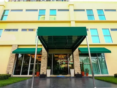 Nida Rooms New Petchburi Perspective at The Green Bells - Photo 1
