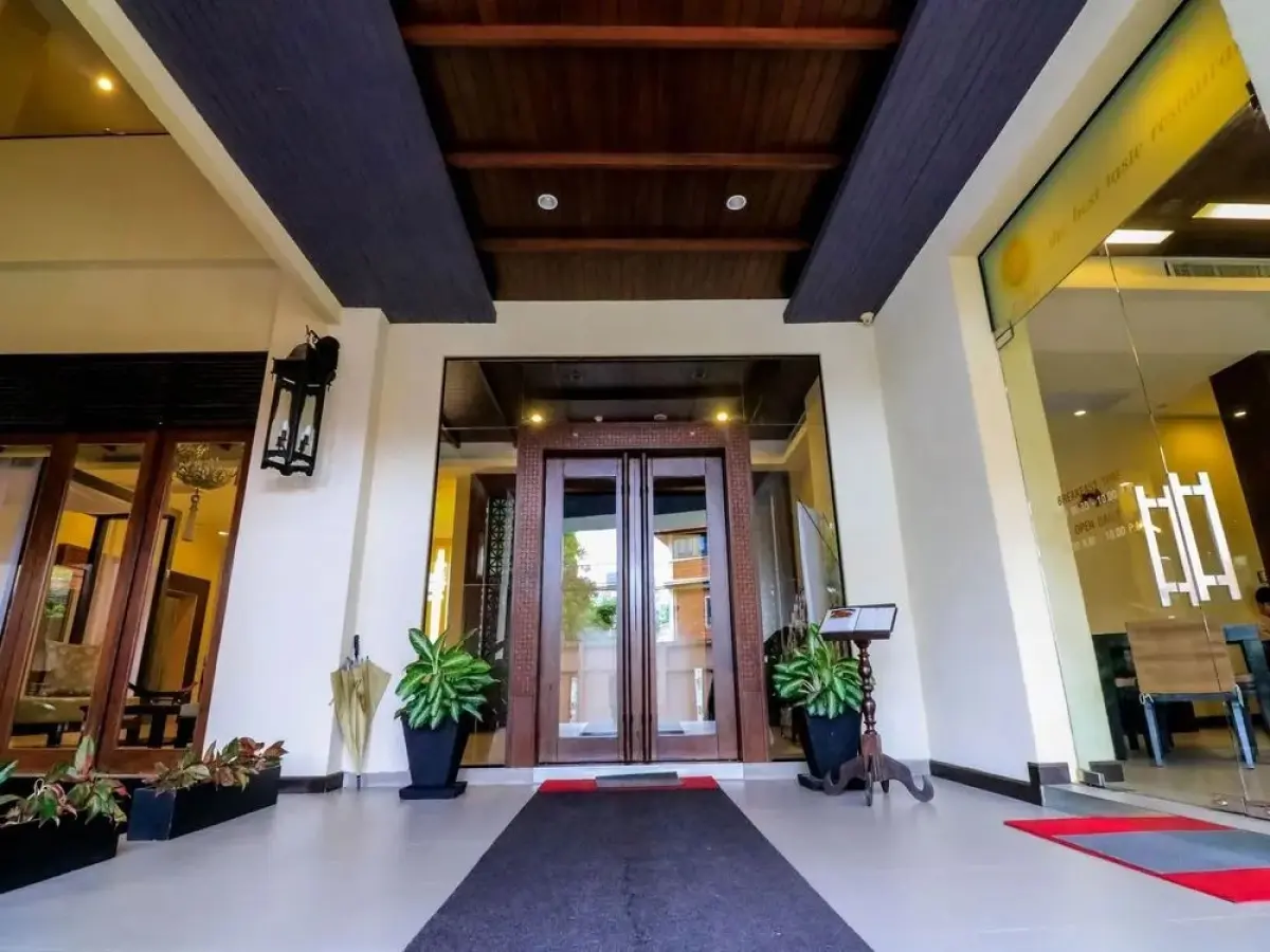 Nida Rooms Tapae Walking Street Soi 4