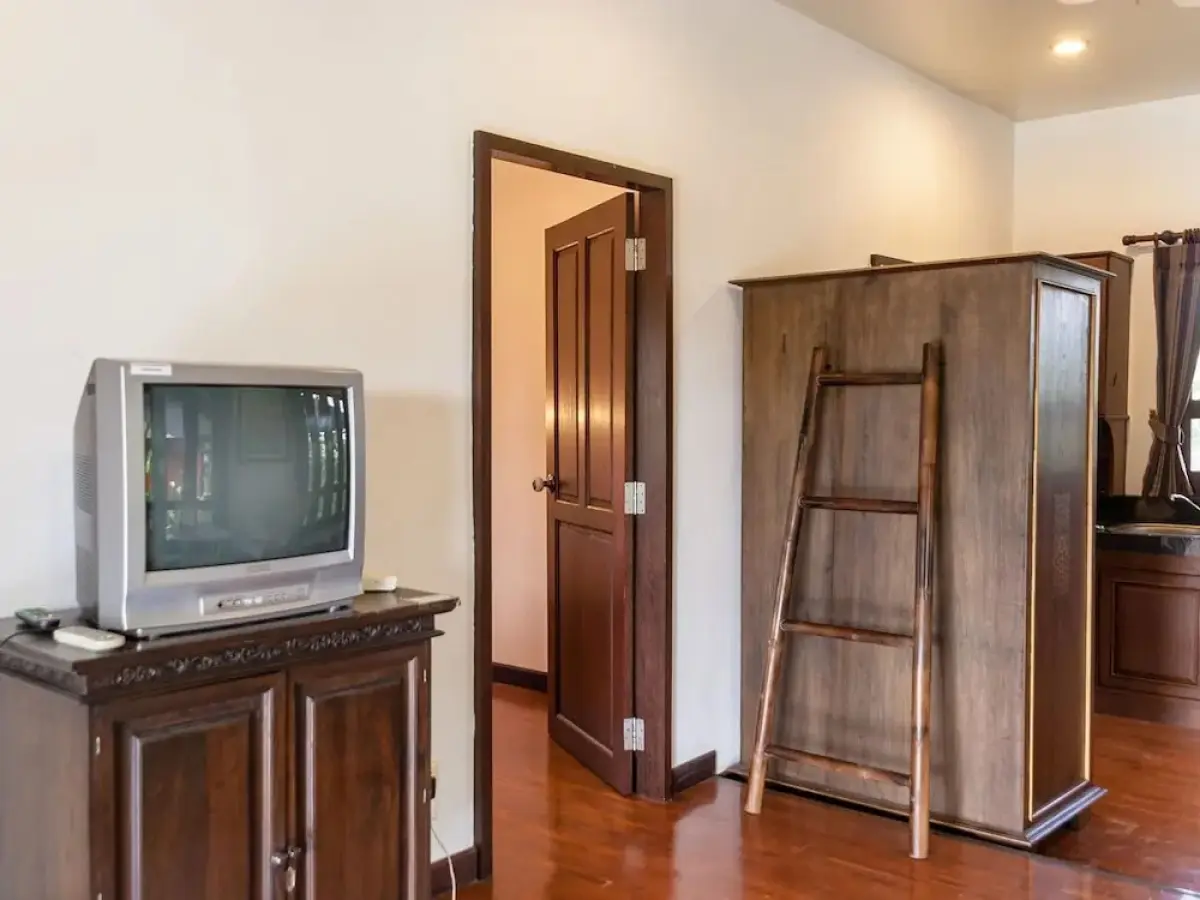 NIDA Rooms Tha Pae 2 Golden Gate